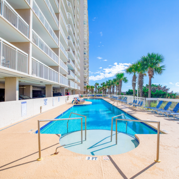 Crescent Shores Pool